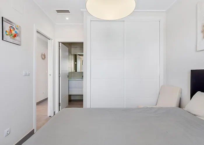 Appartement Punta Prima Indoor & Outdoor Pool