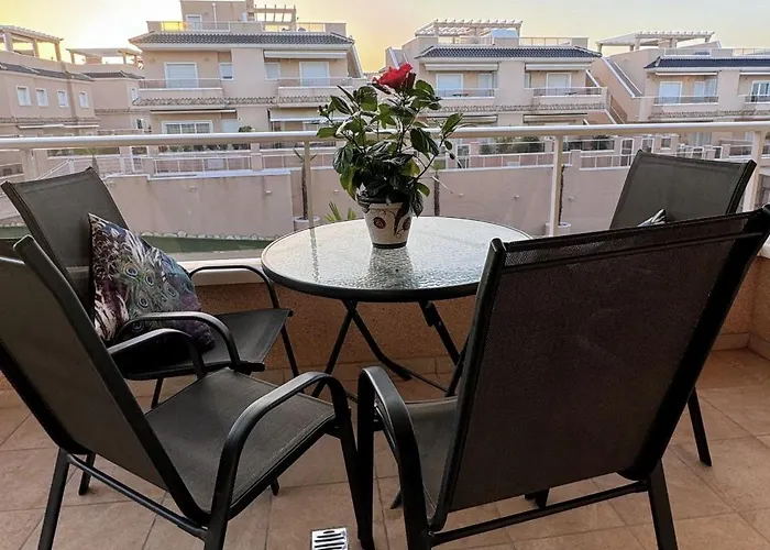 Appartement Punta Prima Indoor & Outdoor Pool