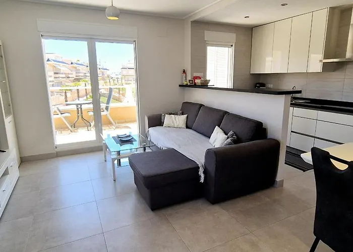 Appartement Punta Prima Indoor & Outdoor Pool *