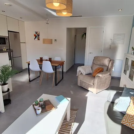 Punta Prima Indoor & Outdoor Pool Lägenhet *