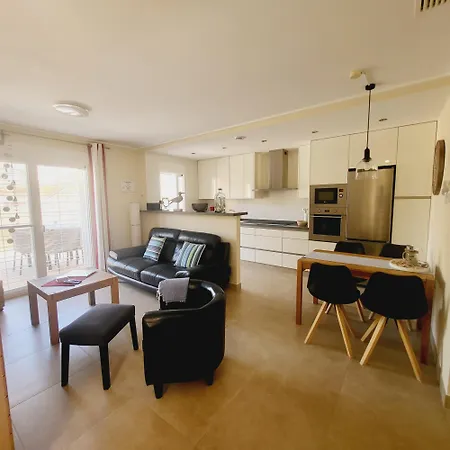 Apartmán Punta Prima Indoor & Outdoor Pool