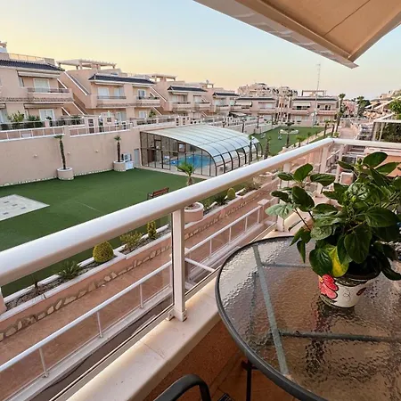 Punta Prima Indoor & Outdoor Pool Lägenhet Torrevieja